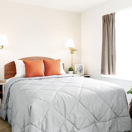 Intown Suites Extended Stay Indianapolis In -I70 Post Drive Dış mekan fotoğraf